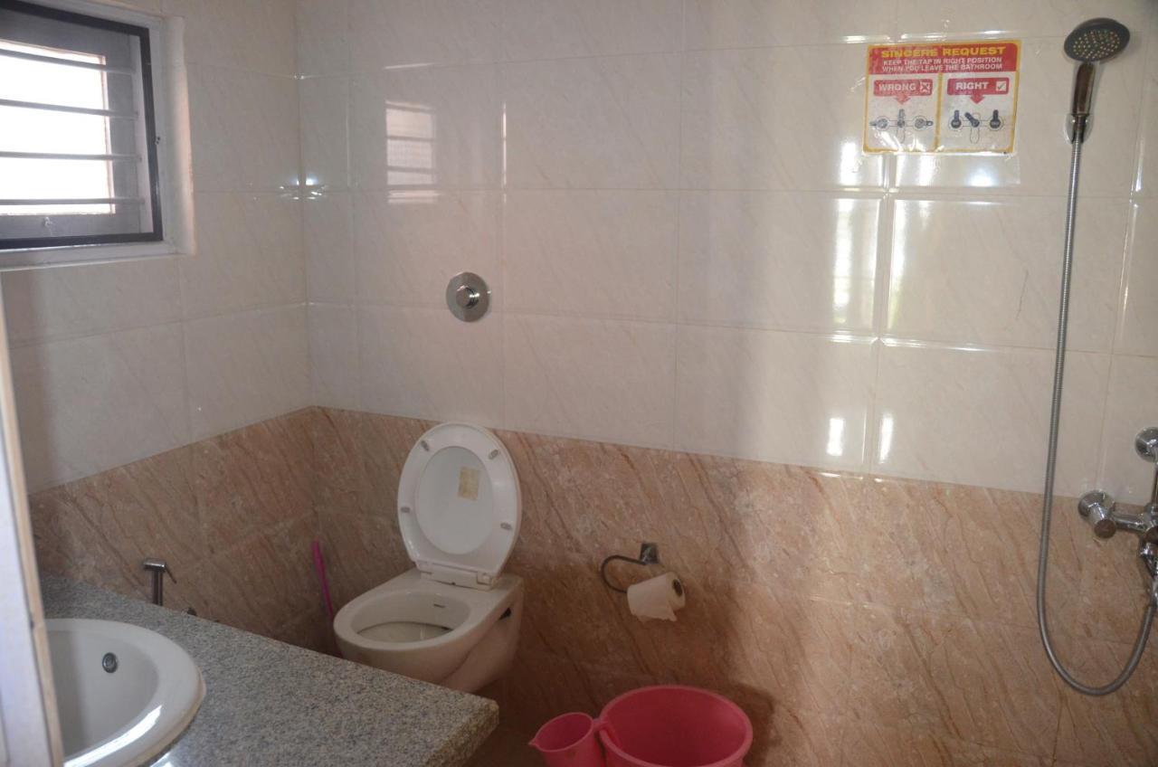 Arya Homestay Bougain Villa Gokarna  Eksteriør billede