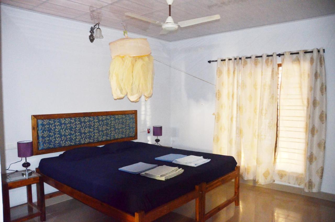 Arya Homestay Bougain Villa Gokarna  Eksteriør billede
