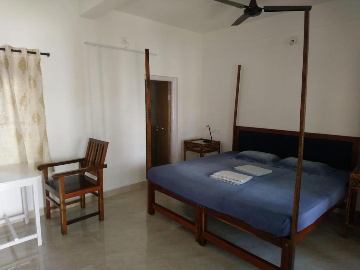 Arya Homestay Bougain Villa Gokarna  Eksteriør billede